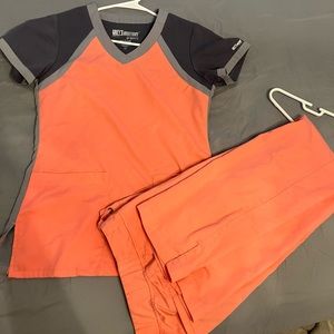 Greys Anatomy scrub set